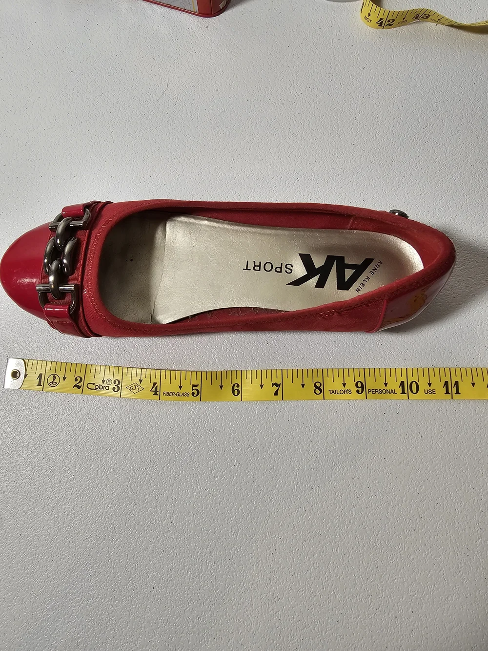 AK Sport Women’s Red Ballet Flat Slip-On Chain Accent Round Toe Comfort 8